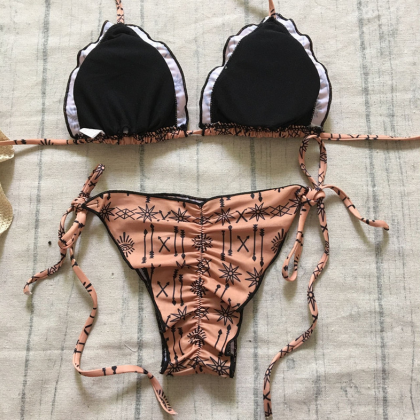 Vintage Printed Bikini Strap Swimsuit Sexy..