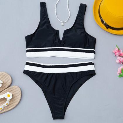 Style Ladies Solid Color Board With Split Swimsuit..
