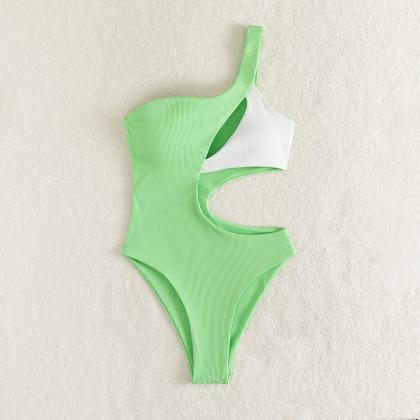 Solid Color One-shoulder Bikini Swimsuit Cut-out..