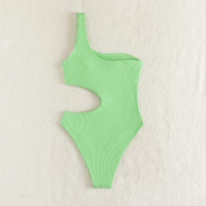 Solid Color One-shoulder Bikini Swimsuit Cut-out..
