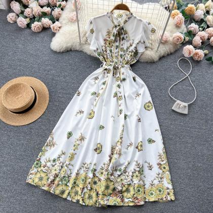 Print Small Flying Sleeve Slim-fit A-line Dress..