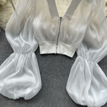V-Neck Bubble Sleeve Top