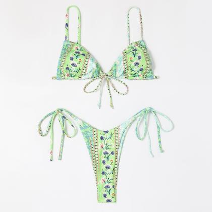 Small Pit Strip Two-piece Swimsuit