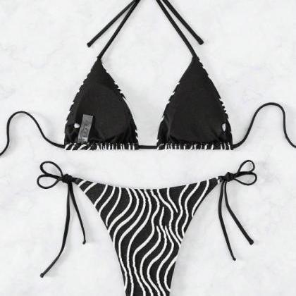 Bikini Triangle Package Stereoscopic Striped..