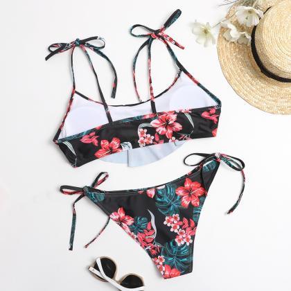 Cute Black Floral Two Pieces Bikinis Swimwear..