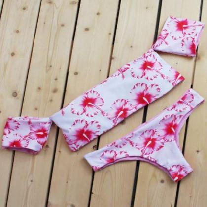 Red Off-shoulder Tropical Hibiscus Floral Print..