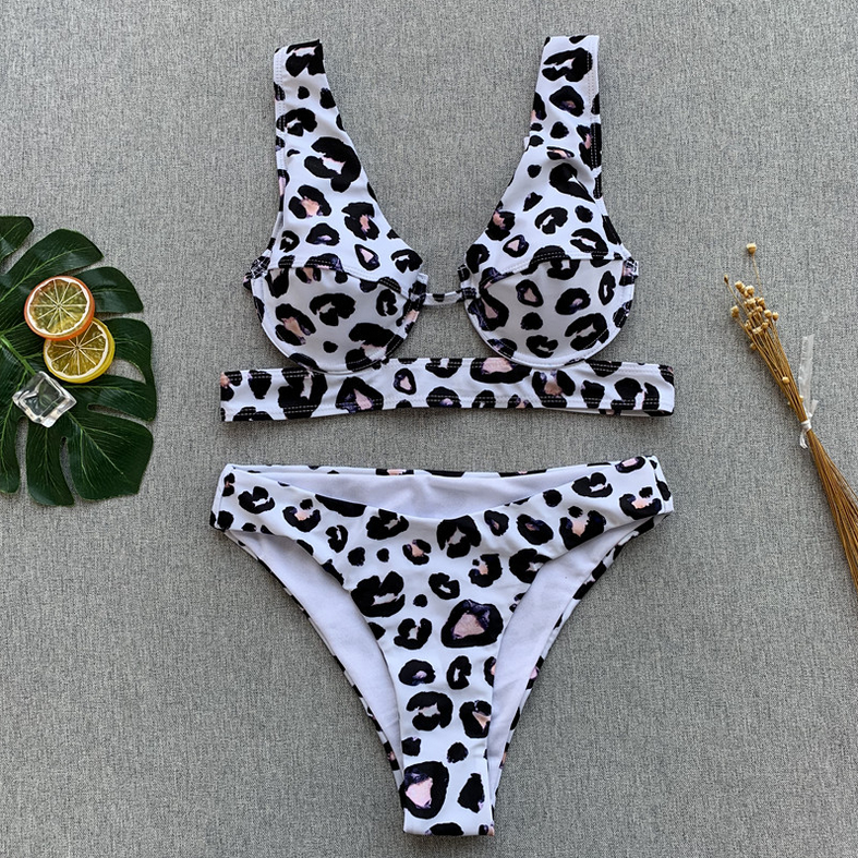 The Steel-supported Leopard Print Swimsuit Split Cut Bikini