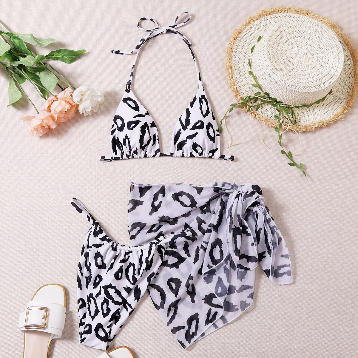 Sexy Women's Black And White Leopard Point Three-piece Bikini Swimsuit