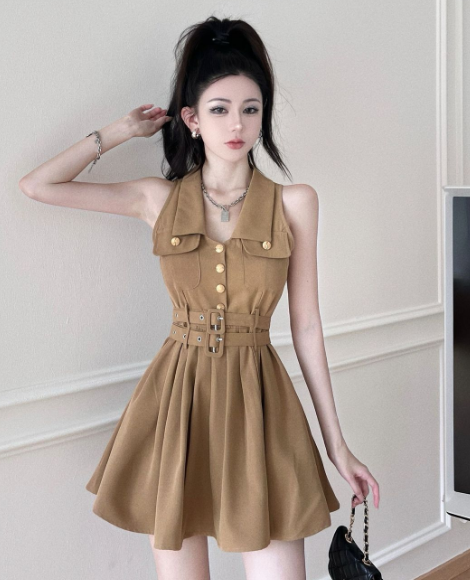 Hanging Neck Lapel Sleeveless High-grade Dress With Waist In Summer, Slim And Small Pleated Dress