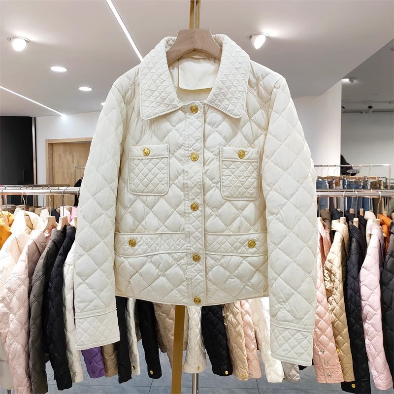 Light Diamond Check Short Down Jacket 2023 Winter Small Gold Buckle Female Korean Version White Duck Down Slim Coat