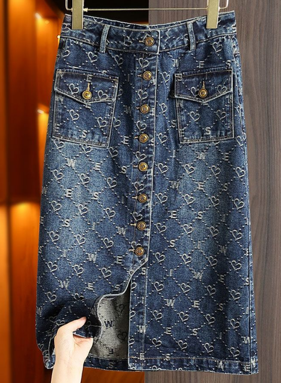 Love Jacquard Style Denim Skirt For Women 2022 Autumn Casual Design Sense Slit Wrap Hip Skirt