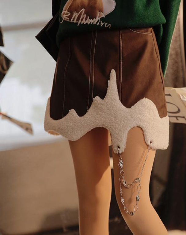 2023 Winter Ice Cream Skirt Female Design Sense Niche A-line Skirt Autumn And Winter High Waist Artistic Short Skirt