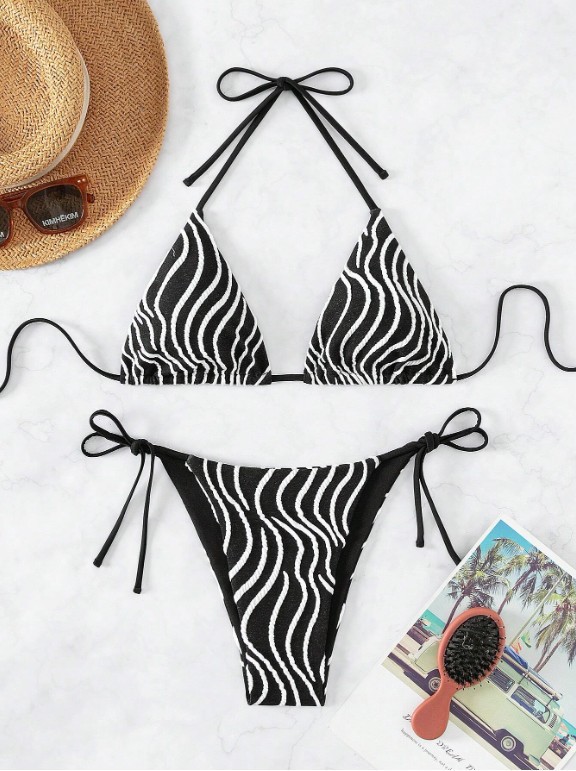 Bikini Triangle Package Stereoscopic Striped Two-piece Swimsuit Woman