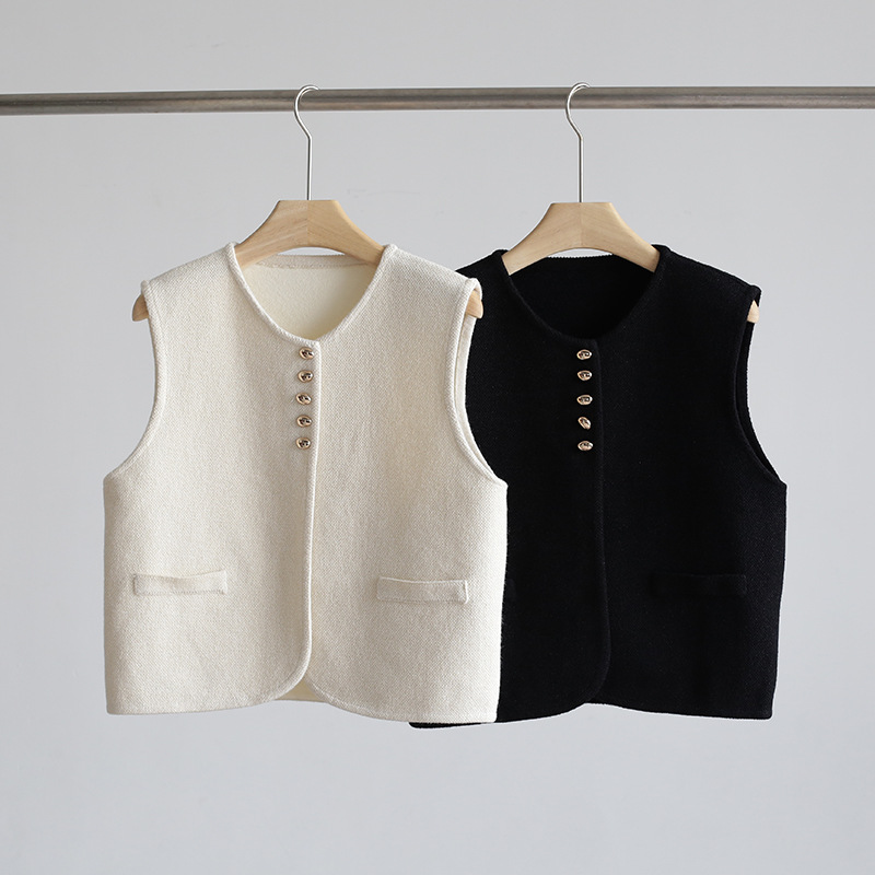 Round Neck Gold Bean Button Knitted Vest Thickened Solid Color With Sleeveless Vest Outside