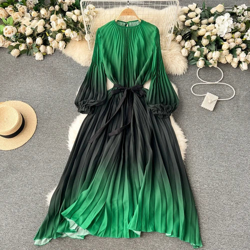 Ombre Long Pleated Dress With Black Belt on Luulla