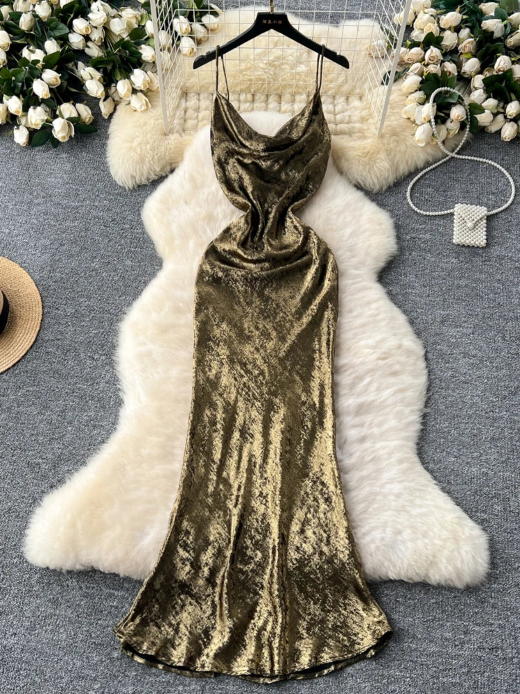 Luxurious Velvet Gold Moroccan-Style Kaftan with Hood