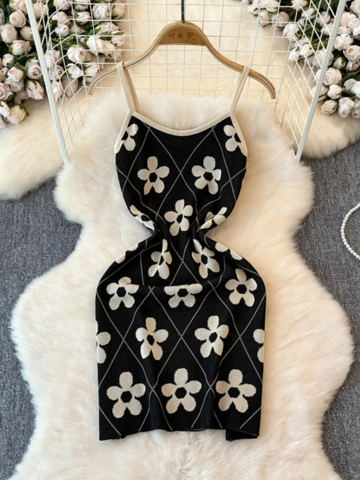 Floral Knit Bodycon Dress, Sleeveless, Black, Chic on Luulla