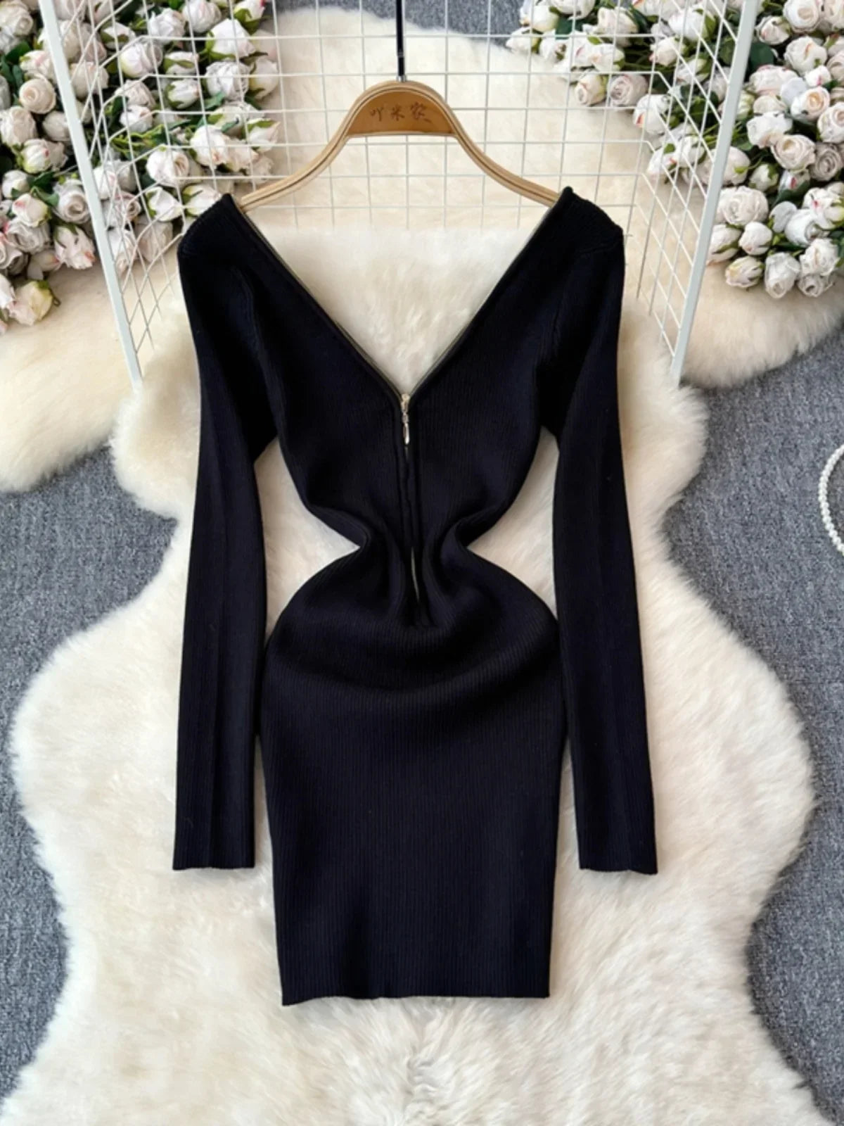 long sleeve bodycon dress with zipper Handmade Sheep Leather Bodycon Mini Dress: Zipper Front, Long Sleeve