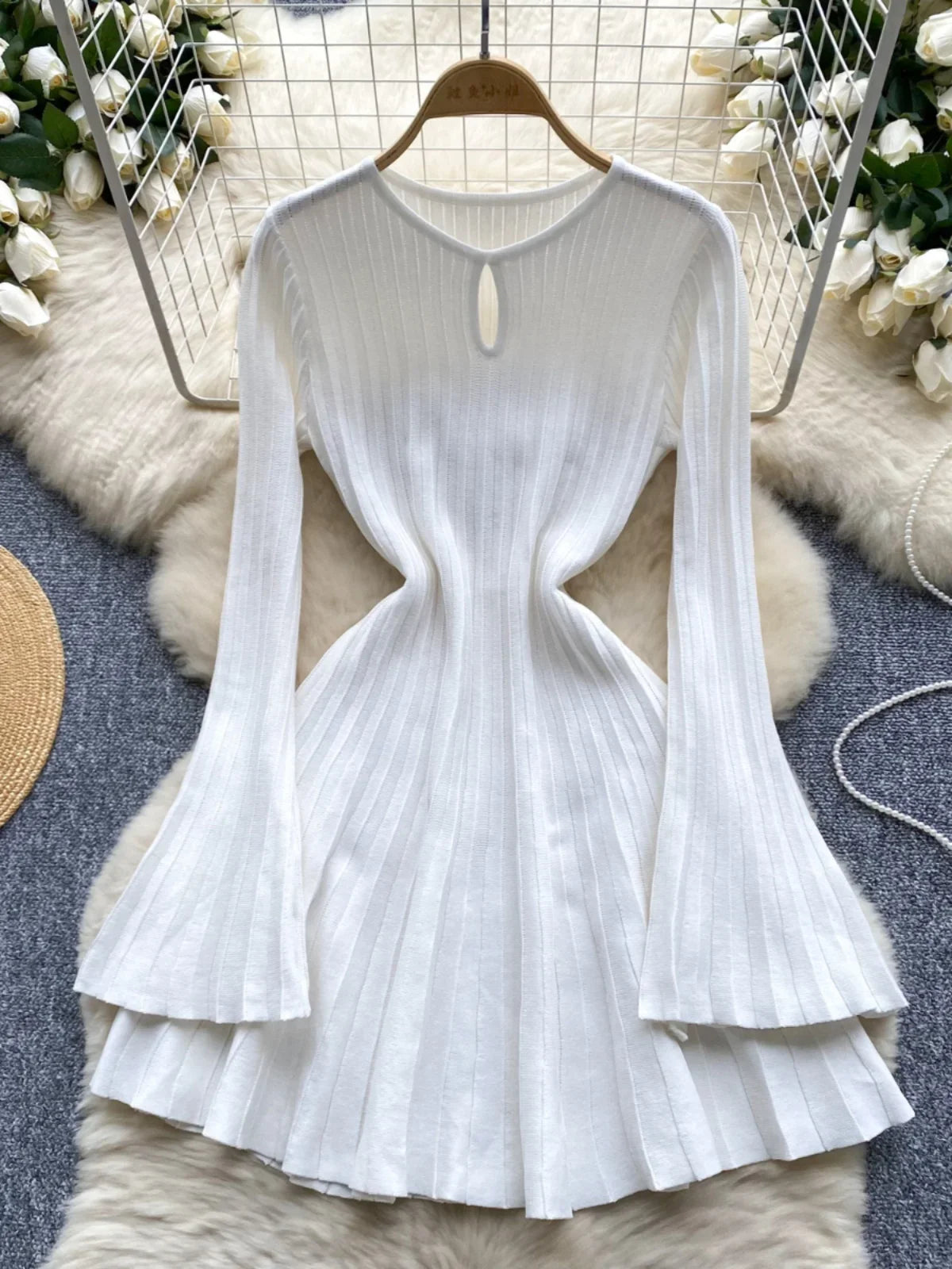 green emerald velvet dress Fit and Flate Knit Dress main image 0