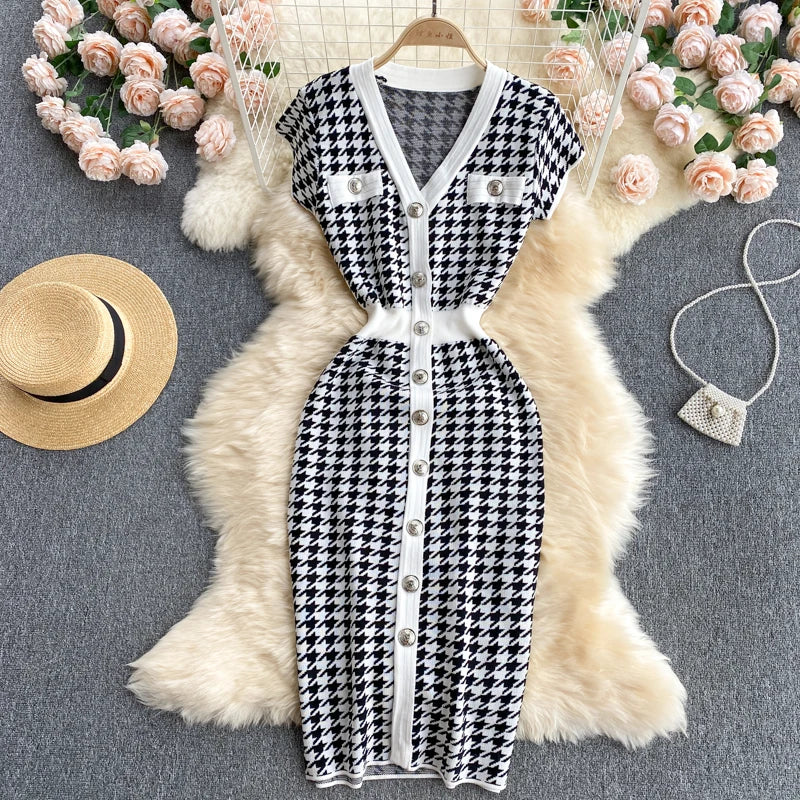 Classic Houndstooth Button-Up V-Neck Midi Dress