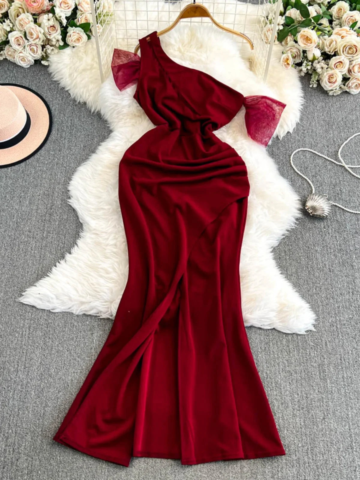 clutch for burgundy dress How to Choose a Clutch for an Embellished Gown