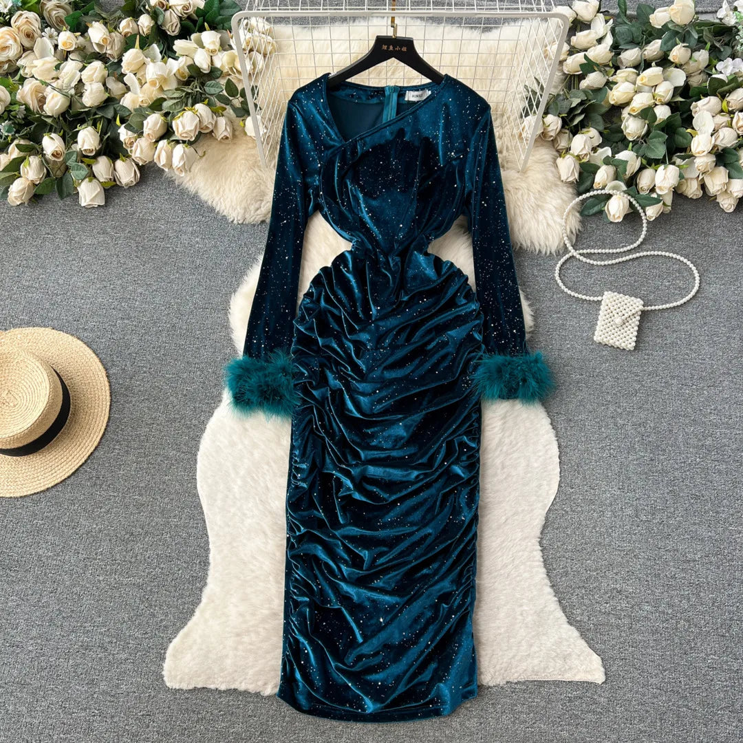 Elegant And Vintage Velvet Dress Women's Autumn 2024 High Quality Peacock Blue Feathers Pleated Bodycon Long Party Dress