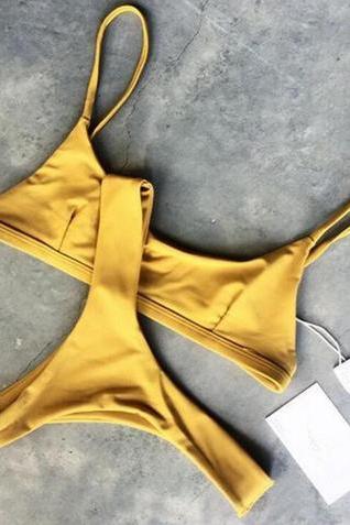 Fashion pure yellow two piece bikini set V shape bottom