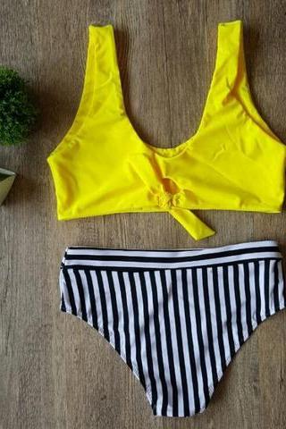 Sexy upper yellow vest type knot knot bottom black white stripe two piece bikini