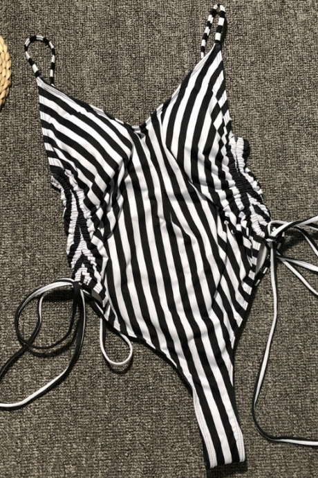 Pop Lady Swimsuit Sexy Pleats