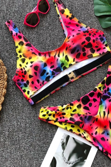 Bomb lady split body Leopard band bikinis