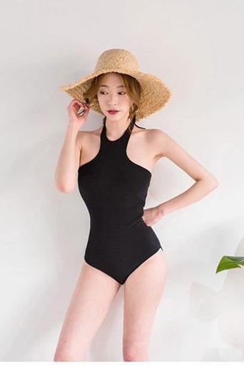 One Piece Women's Sexy Triangle Swimsuit