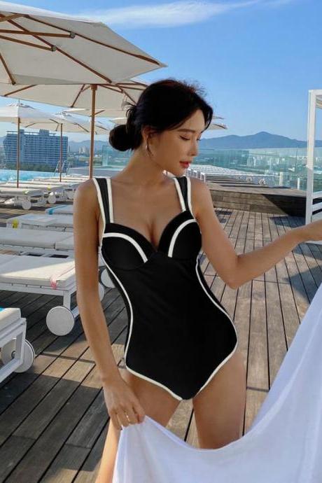 Style Swimsuit Female Sexy Steel Bracket Gathered In One-piece Spring Resort Swimsuit Black And White Show Thin Cover Belly