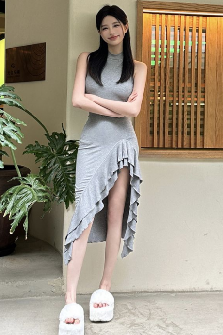 Design Sense Irregularly Ruffled Slit Sleeveless Dress Female Spice Girl Medium Long Slim-fit Skirt With Skinny Hips