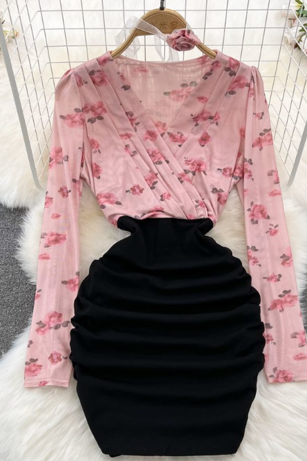 Spring And Autumn Sexy Socialite Temperament Long Sleeve V-neck Waist Slimming Mesh Stitching Pleated Bottom Cover Buttock Dress