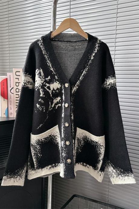 Black And White Rose Knit Cardigan Women Autumn And Winter Thick Lazy Sweater Coat