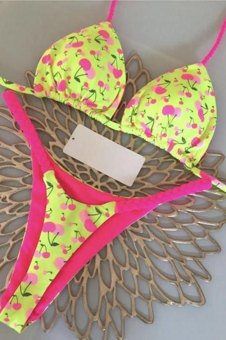 Womens Floral Print Bikini Set With Pink Accents